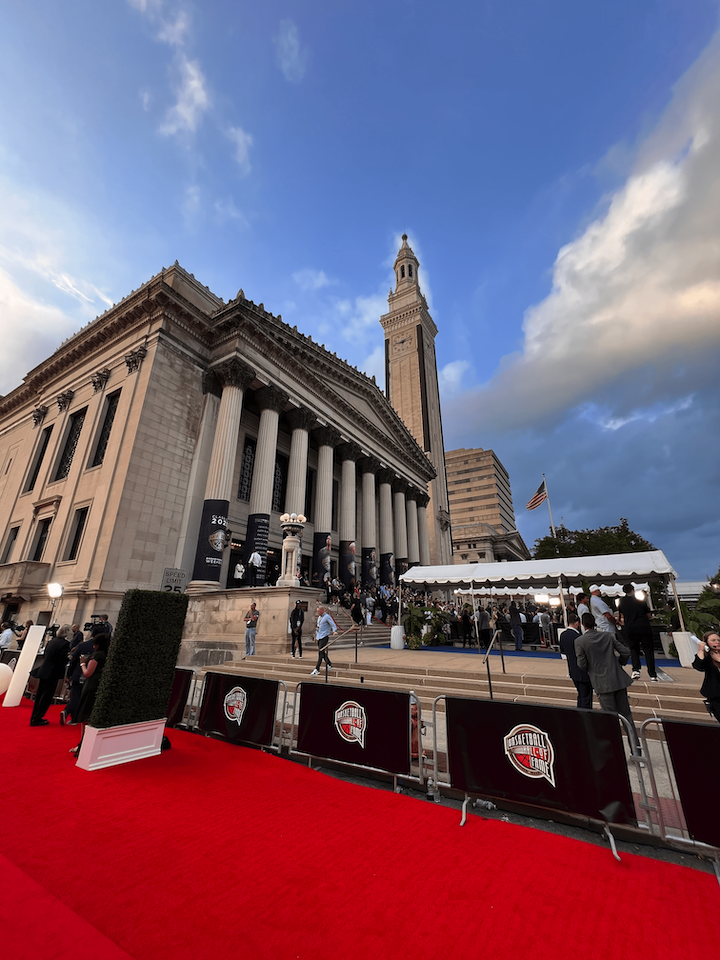 Basketball Hall of Fame Enshrinement GO